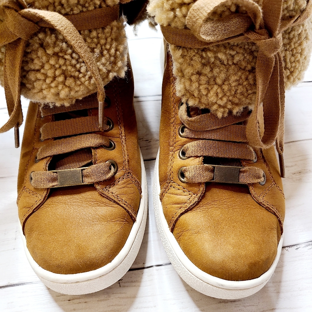 Ugg Bootie Sneaker - Picture 3 of 8